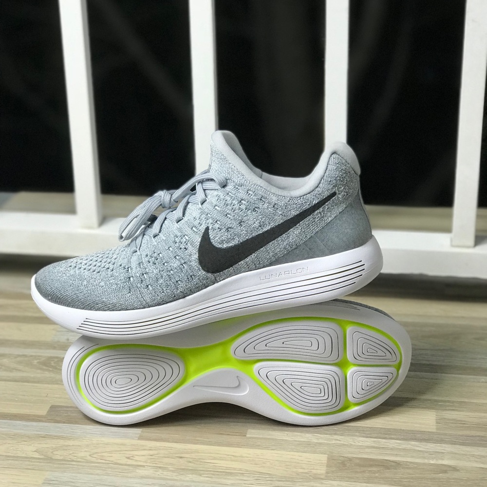 NWT Nike LunarEpic Low Flyknit 2 Wolf Grey  WMNS - Picture 5 of 8